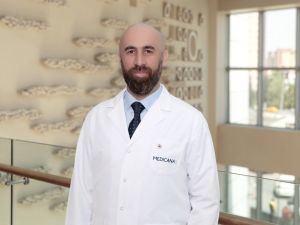 ’’Düşük göz kapağı hem yaşınızı hem de görme alanınızı etkiliyor’’