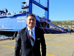 İptal edilen Çeşme-Atina feribot seferlerinde firma 500 bin Euro zarar etmiş