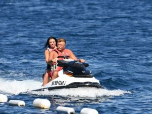 Nuri Alço Bodrum’da tatil yapıyor