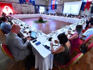 İzmir için uluslararası işbirliği zamanı