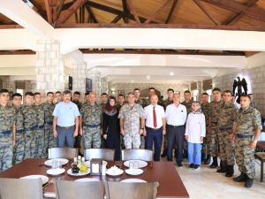 Hava Er Eğitim Tugay Komutanlığı’nda Aşçı Yardımcılığı Kursu