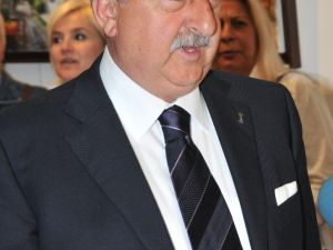 Bendevi Palandöken: “Atıkların çöpe gitmemesi için çözüm depozito sistemi”