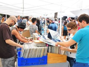 4. Kadıköy Plak Günleri Başlıyor