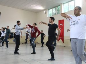 Denizli’de ücretsiz halk oyunları kurs kayıtları başladı