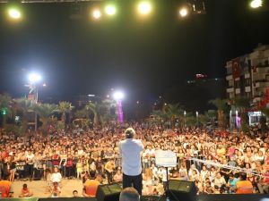 Cevdet Bağca’dan muhteşem konser