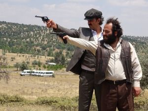 73 ödüllü “Bozkır Kuşlara Bak Kuşlara” filmi 6 Eylül’de vizyona girecek