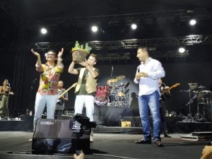 22. Altın Güvercin’de meydan konserleri başladı