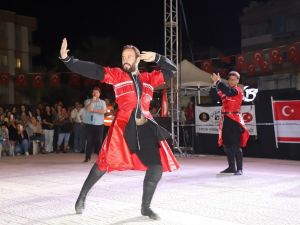 Turgutlu türkülerle dolu bir gece yaşadı