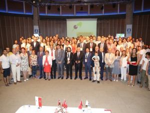 Bilim insanları 35. Fizik Kongresi’nde buluştu