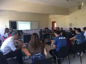 Şaphane’de kamu personeli ve öğretmenlere ’’Excel eğitimi’’