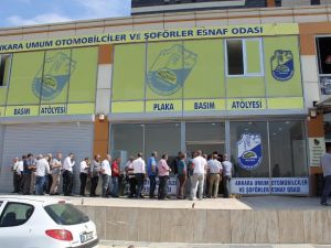 Taksiciler taksimetre ayarı için kuyruğa girdi