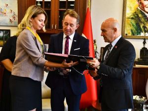 İzmir’in mermer fuarı dünya vitrinine çıkıyor