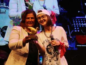 Altın Güvercin sahibini buldu