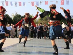 Selçuk’un kurtuluşu törenle kutlandı