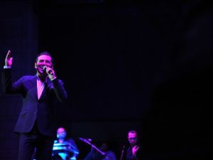 Ferhat Göçer Kırkpınar Sanat Akşamları’nda sahne aldı