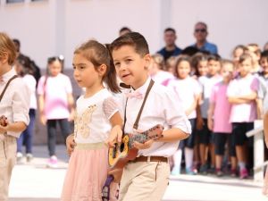 Manisa’da Eğitim Öğretim Yılı törenle başladı