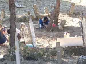 Kale-i Tavas’da 3 bin mezar taşının Osmanlı dönemine ait olduğu belirlendi