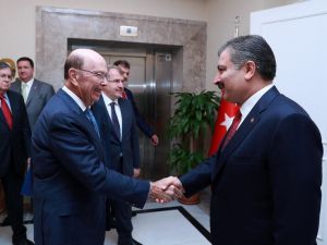 Sağlık Bakanı Koca, ABD Ticaret Bakanı Ross ile bir araya geldi