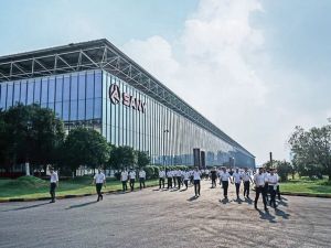 SANY Heavy Industry, tarihinin en iyi ilk yarıyılına imza attığı duyurdu