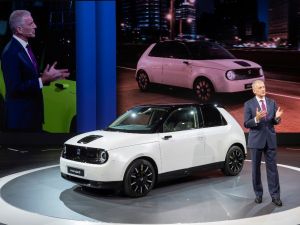 Honda e’nin seri üretim versiyonu ilk kez görücüye çıktı