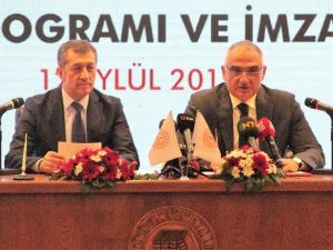 Öğretmen ve öğrenciler için iş birliği protokolü