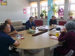 Çavdarhisar’da okul ziyaretleri