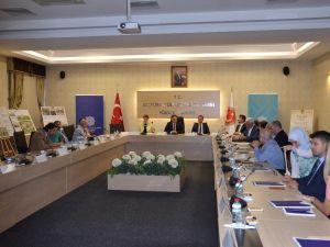 Türk Kültür Şahsiyetlerinin Kısa Yaşam Öyküleri Serisi ve Çevirisi Çalıştayı