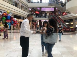 Nata Vega bin 500 kişiye aşure dağıttı