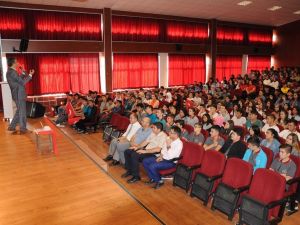 Simav’da ’Demokrasi ve Milli Birlik Günü’ konulu seminer