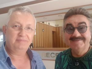 THM sanatçısı Seyit Al, tatil için Didim’i tercih etti