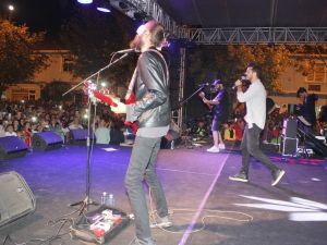 Kolpa ve Aydilge Manyas’ı coşturdu