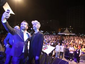 Elazığ’ı coşturan Manuş Baba: "Hala ekmek arası salça yiyorum"