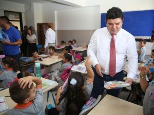 Buca’nın dezavantajlı bölgelerine eğitim desteği