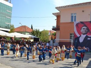 Salihli’de İlköğretim Haftası kutlandı