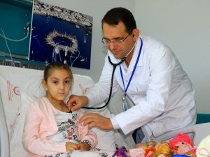 6 yaşında iki kalp, bir anjiyo, bir beyin ameliyatı geçirdi