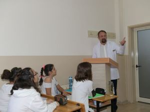 İlk ders Başkan Gümrükçü’den