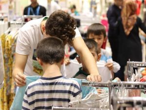 Bebek kıyafetlerindeki tehlikeye dikkat