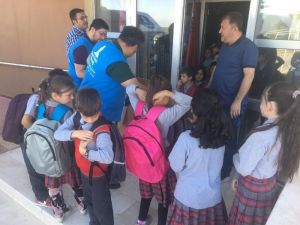 Dağardı İlkokulu öğrencilerine kırtasiye yardımı