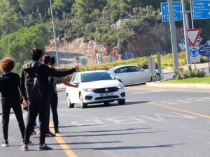 Liseli öğrencilerin ücretsiz ulaşım talebi