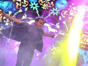 Bandırma’da Haluk Levent rüzgârı