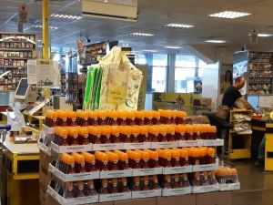 Milas’ın Sakarkaya Kırmızı Balı büyük mağazalara girmeyi başardı