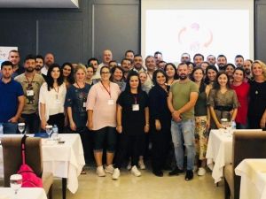 Kedi köpeklerde bağırsak hastalıkları ile probiyoterapi ve fekal mikrobiyata transferi Aydın’da konuşuldu