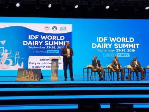 Sütün geleceği, Dünya Süt Zirvesi kapsamında İstanbul’da konuşuluyor