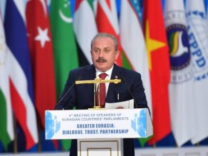TBMM Başkanı Şentop: "Türkiye belki dünyanın en zengin ülkelerinden biri değildir ama en cömert ülkesidir"