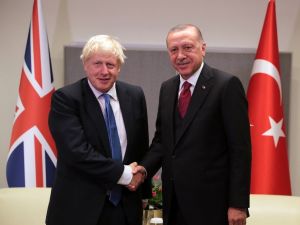 Cumhurbaşkanı Erdoğan, İngiltere Başbakanı Johnson’la görüştü