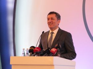 Milli Eğitim Bakanı Selçuk: "Rehberlik hizmetlerine yönelik beklentilerin karşılanıyor olması çok önemli”