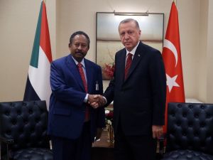Cumhurbaşkanı Erdoğan, Sudan Başbakanı Abdallah Hamdok ile görüştü