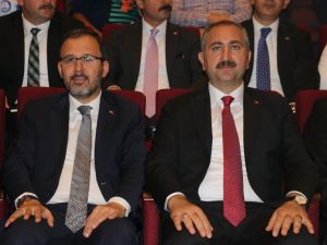 Adalet Bakanı Gül: “Dünyada küresel bir adaletsizlik var”