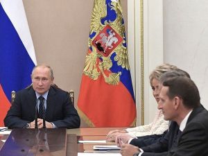 Putin, Suriye gündemiyle Güvenlik Konseyi üyelerini topladı