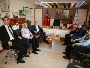 Aydın’daki okullara boya desteği